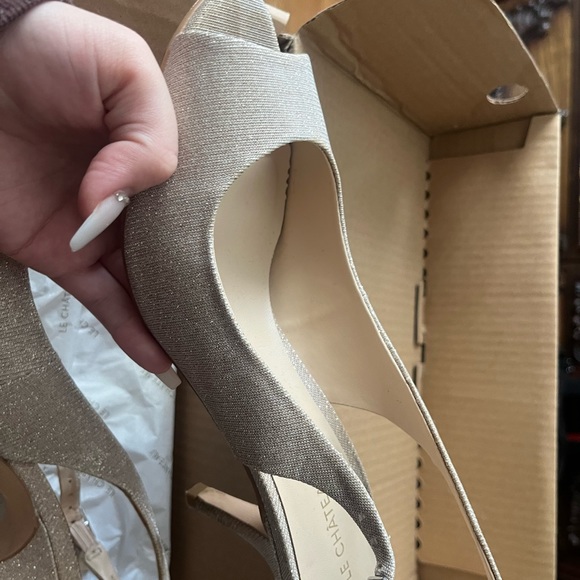 Le Chateu Heels - Picture 2 of 3